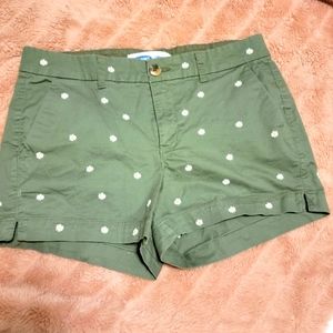 Old Navy Military Green with Daisies shorts